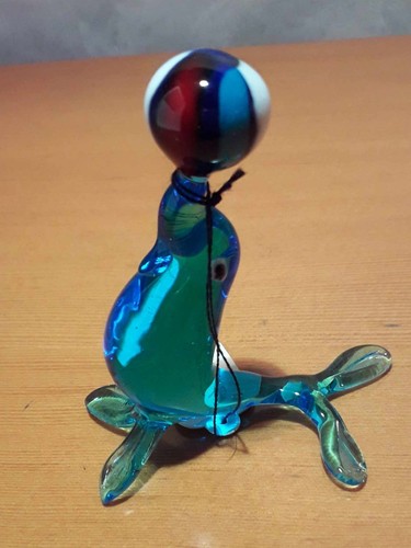 Foche con palla vetro - con,