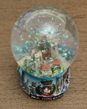 Palla di vetro con neve "SAN